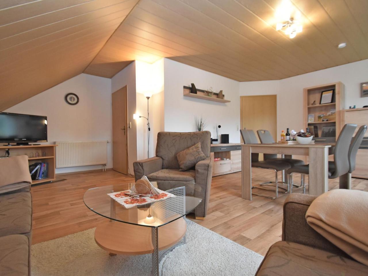 Cozy Apartment In Merlsheim With Garden Nieheim Екстериор снимка