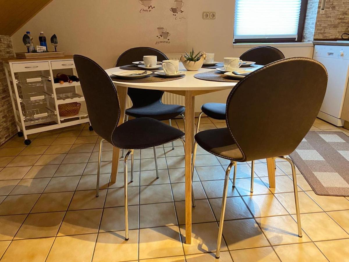 Cozy Apartment In Merlsheim With Garden Nieheim Екстериор снимка